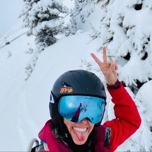 Meet your Posher, Lori